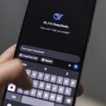 ChatGPT vs Meta AI: Which Personal AI Assistant Should You Use?